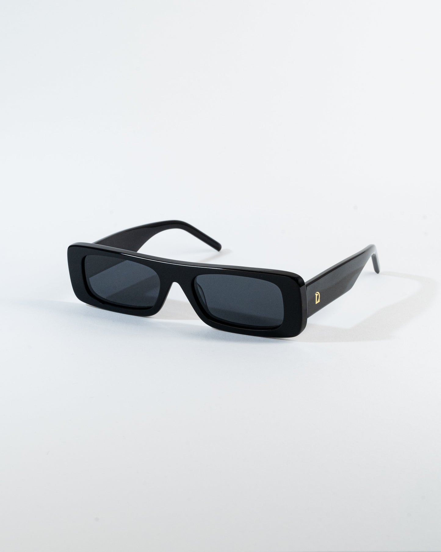 High-quality acetate polarized sunglasses with UV 400 protection