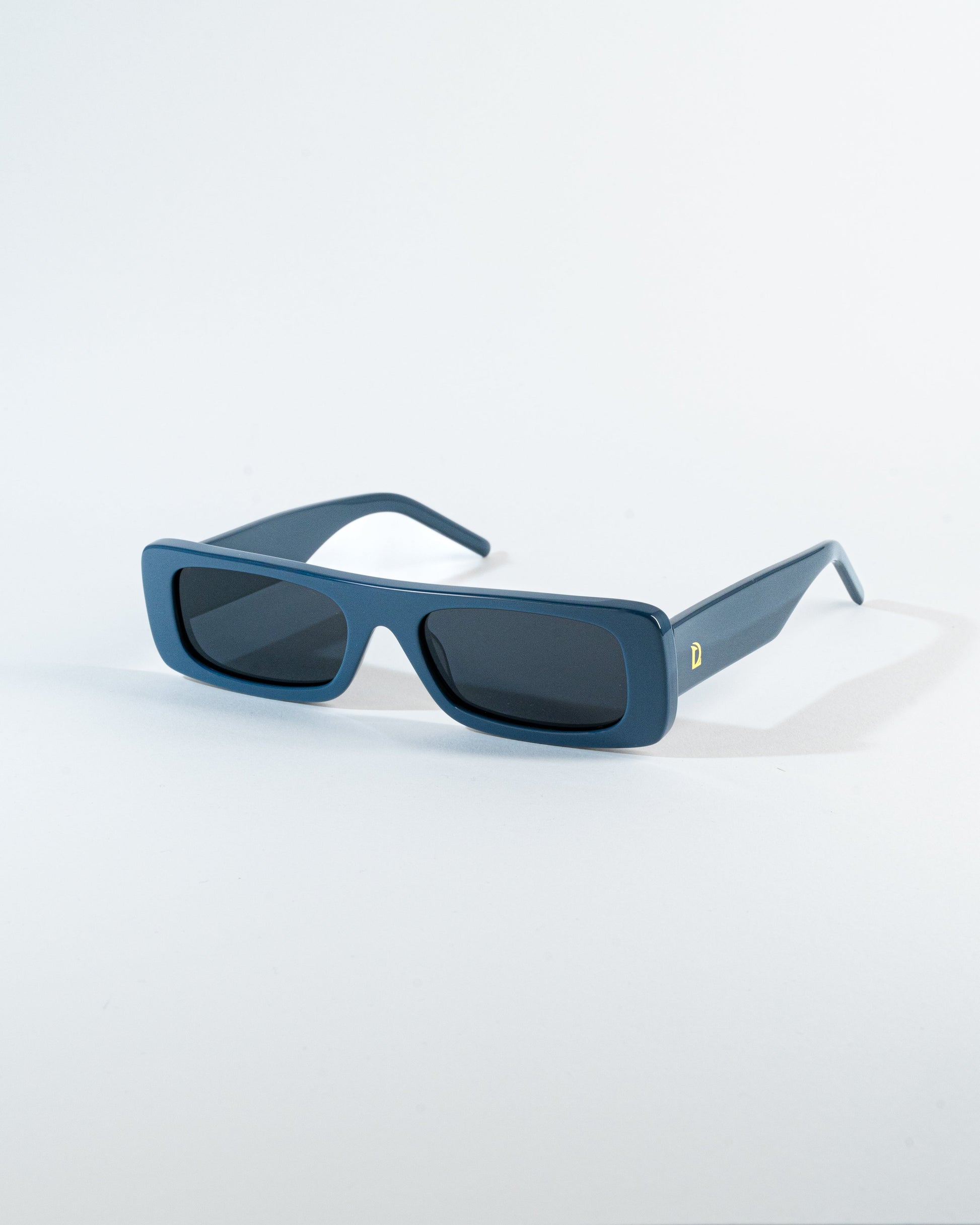 High-quality acetate polarized sunglasses with UV 400 protection