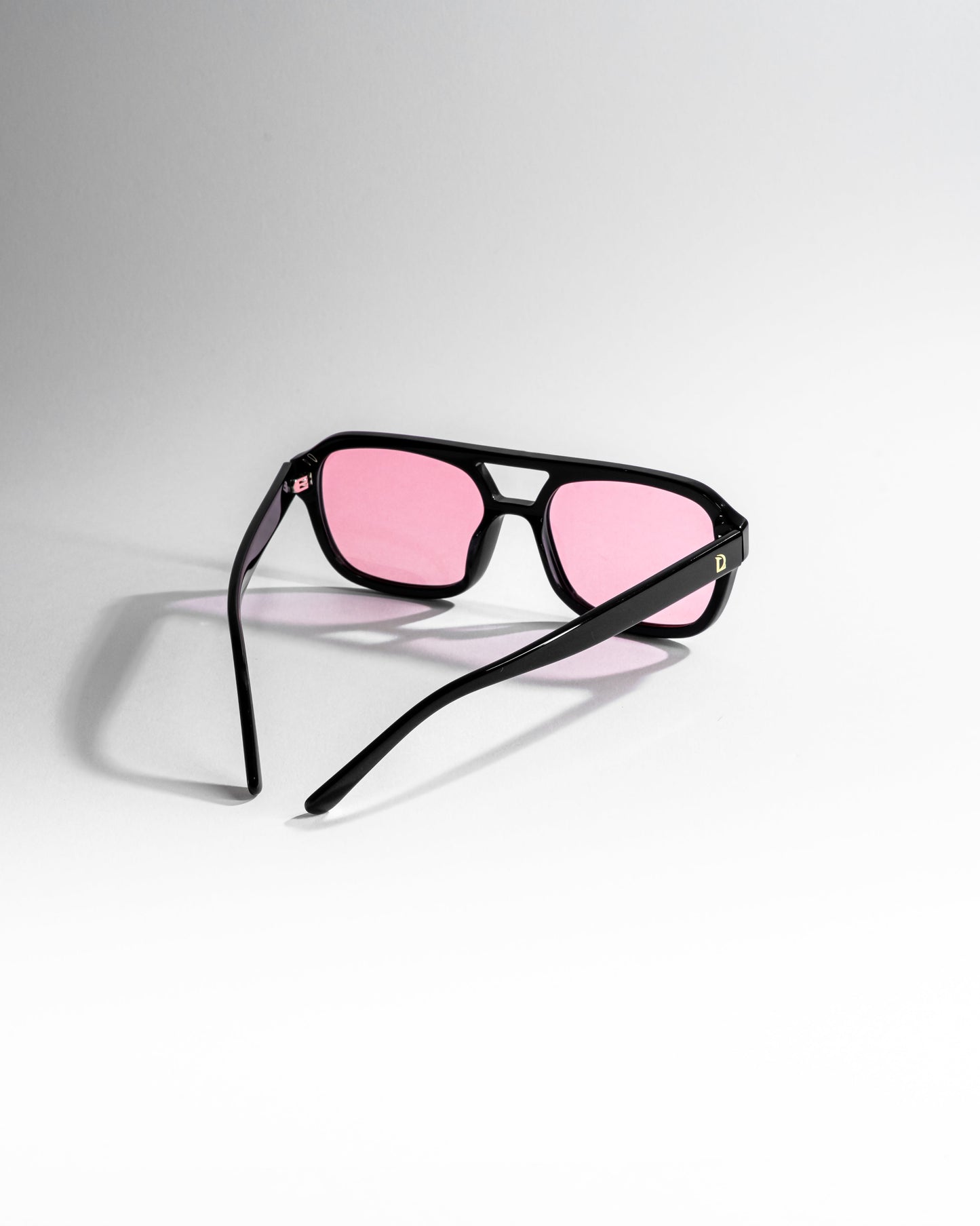 High-quality acetate polarized sunglasses with UV 400 protection