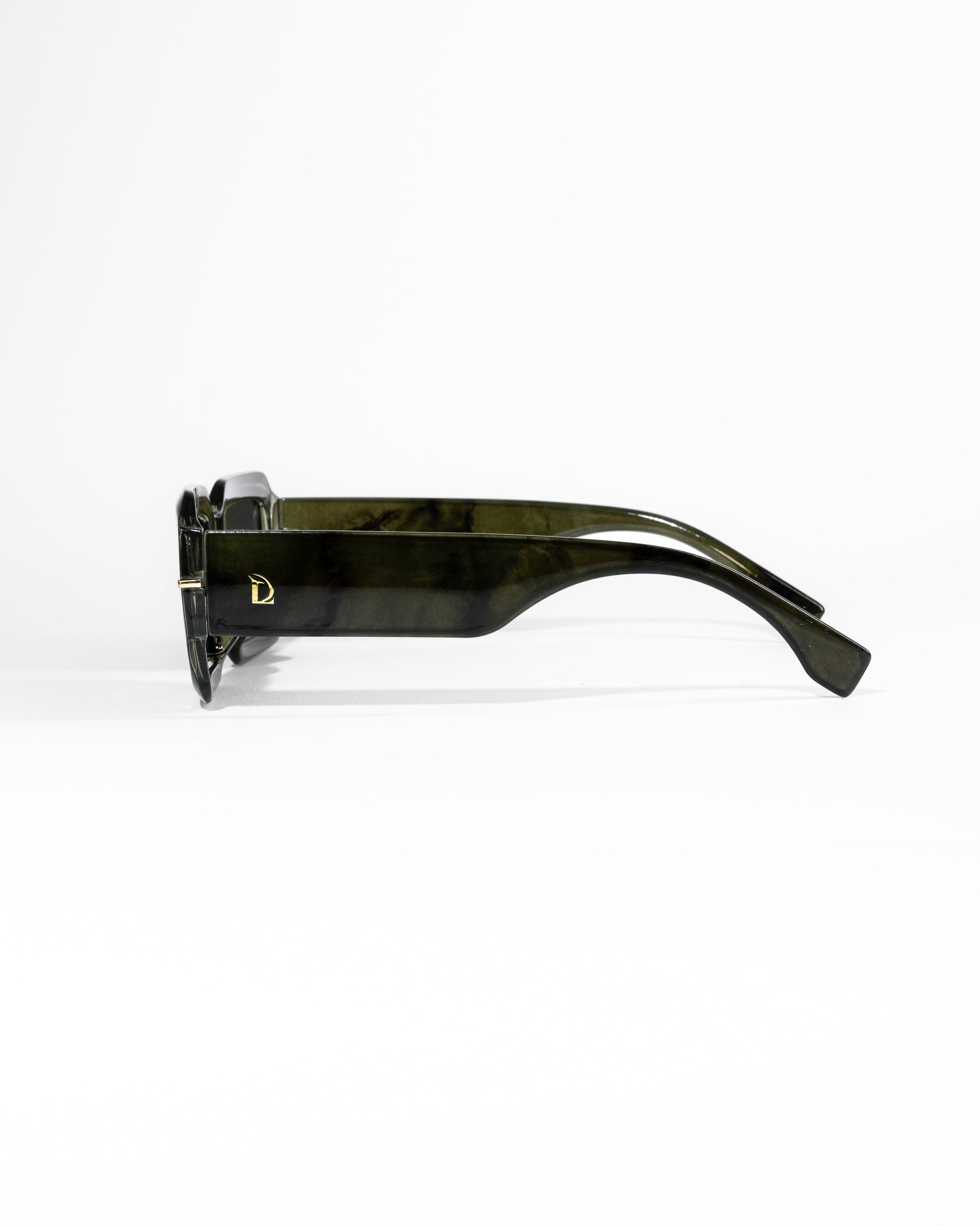 High-quality Rectangle sunglasses with UV 400 protection