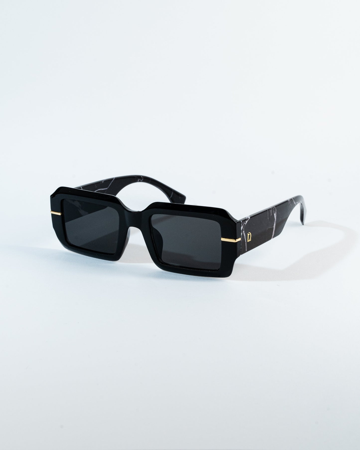 High-quality Rectangle sunglasses with UV 400 protection