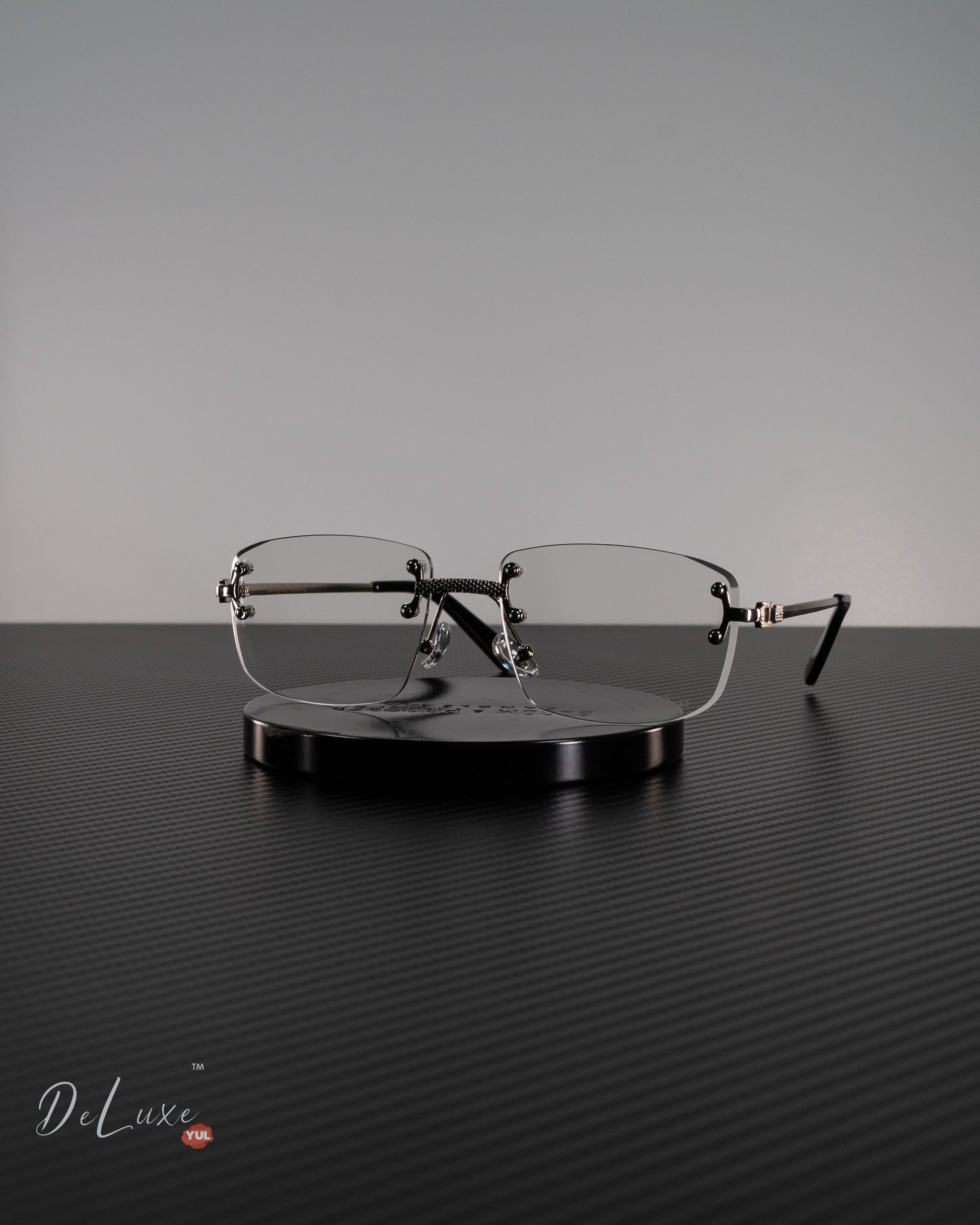 High-quality frameless clear lenses eyewear