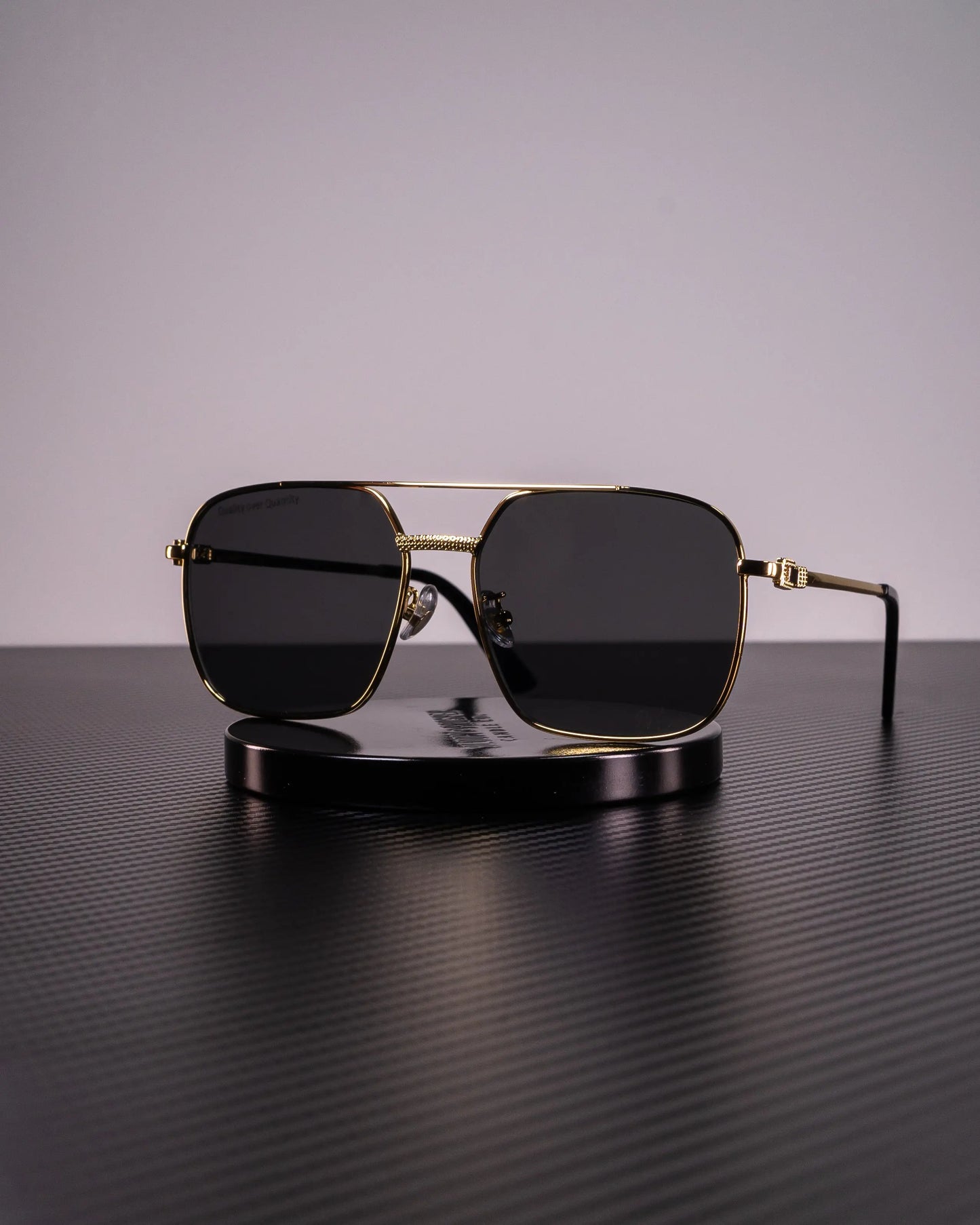 High-quality Aviator sunglasses with UV 400 protection