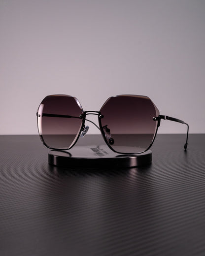 High-quality Oversized sunglasses with UV 400 protection