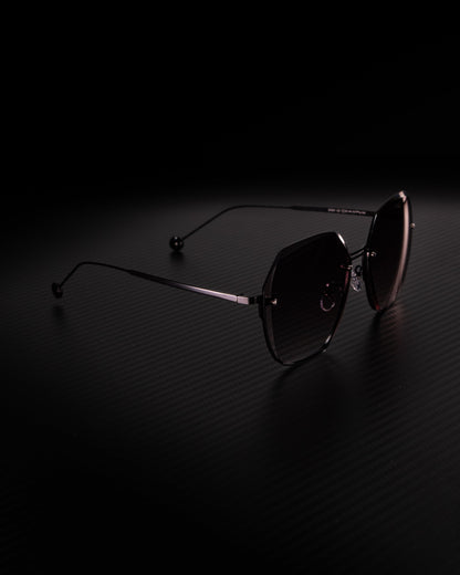 High-quality Oversized sunglasses with UV 400 protection